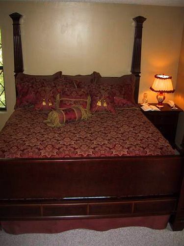 The Foxtrot Bed And Breakfast Гатлинбург Экстерьер фото